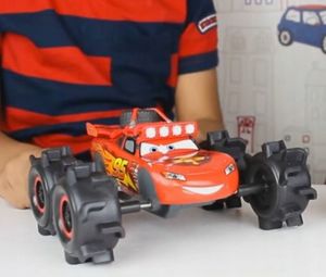 Disney ZYGZAK McQueen DISNEY SAMOCHÓD ZMIENIAJĄCY KOLOR uniwersalny 4