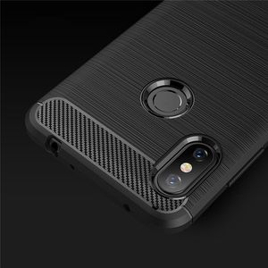 Hurtel Carbon Case elastyczne etui pokrowiec Xiaomi Redmi Note 6 Pro czarny uniwersalny 9