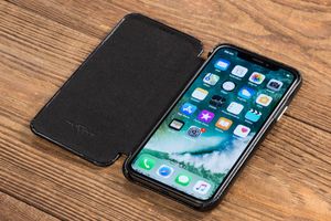 moVear Etui Skórzane slim Apple iPhone Xs / iPhone X czarne pokrowiec MOVEAR Standard 6
