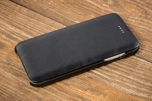 moVear Skórzane etui na iPhone 8 / 7 czarny pokrowiec slim moVear flipSide S Standard 8