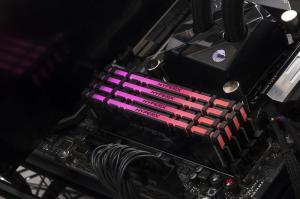 Pamięć HyperX Predator RGB, DDR4, 16 GB, 3000MHz, CL15 (HX430C15PB3A/16) 6