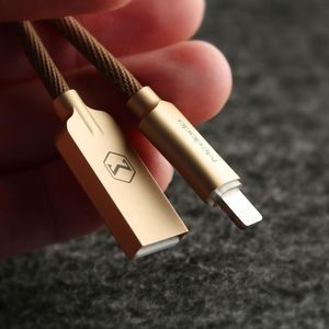 Kabel USB Mcdodo Knight Series Auto Disconnect Lightning Cable 1.2m Gold 4