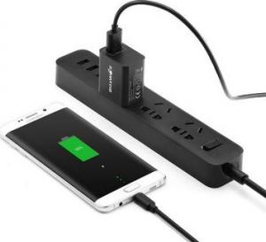 Ładowarka Blitzwolf BW-S9 QC3.0 18W (czarna) 2