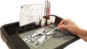 Humbrol Podkładka / Stacja Modelarska uniwersalny 4