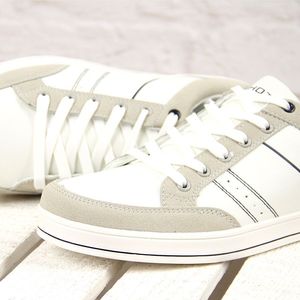 Wishot Buty męskie WIS562 białe r. 45 4