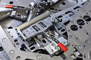 Bessey BESSEY Docisk poziomy z podstawą poziomą STC-IHH /25 STC-IHH15 uniwersalny 5