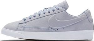 Nike Buty damskie Nike Blazer Low niebieskie r. 39 (AA3962-402) 2