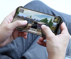 Baseus Baseus Cold Front Cooling Case wytrzymałe etui pokrowiec z otworami wentylacyjnymi Apple iPhone XR czarny (WIAPIPH61-LF01) uniwersalny 11