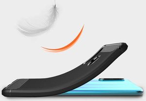 Hurtel Carbon Case elastyczne etui pokrowiec Huawei P30 Lite czarny uniwersalny 2