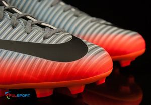 Nike Buty Nike Mercurial Victory FG CR7 852528-001 42 3