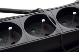 Listwa zasilająca Hama Standard 3 gniazda 1.5 m czarna (477420000) 4