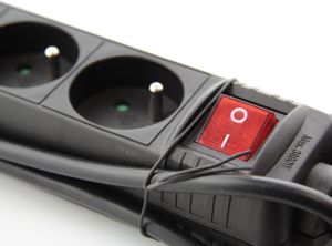 Listwa zasilająca Hama Standard 6 gniazd 1.5 m czarna (477450000) 3