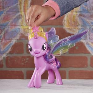 Hasbro My Little Pony Twilight Sparkle z tęczowymi skrzydłami (E2928) 8