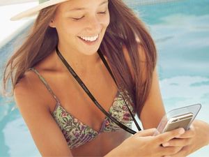 Spigen Etui wodoszczelne Velo A600 IPX8 czarno-przezroczyste 8