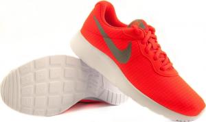 Nike Buty damskie Tanjun pomarańczowe r. 37.5 (844908-801) 1