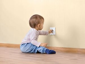 Reer Zaślepki gniazdek elektrycznych typu F 10szt REER uniwersalny 3