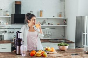 Wyciskarka wolnoobrotowa Eldom PJ300 14