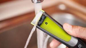 Golarka Philips OneBlade Pro QP6505/21 13