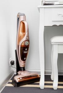 Odkurzacz pionowy Eldom OB100 4