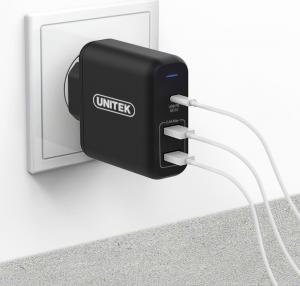 Ładowarka Unitek P1102A 2x USB-A 1x USB-C 3 A (P1102A) 2