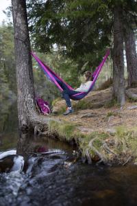 Ticket To The Moon Hamak jednoosobowy Compact Hammock Chocolate 320x155cm (TMC04) 3