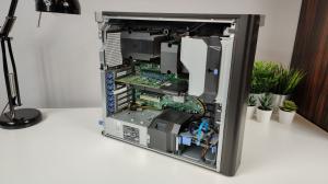 Komputer Dell Precision T7810 Intel Xeon E5-2660 v3 32 GB 256 GB SSD 1 TB HDD Windows 10 Pro 3