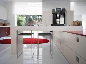 Ekspres ciśnieniowy DeLonghi Perfecta Evo ESAM 420.40.B 9