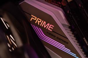 Komputer Game X G700, Core i9-10980XE, 128 GB, RTX 3090, 2 TB + 2 TB M.2 PCIe 10