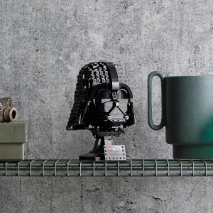 LEGO Star Wars Hełm Dartha Vadera (75304) 3