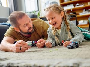 LEGO Marvel Spider-Man: Spider-Man kontra Mysterio i jego dron (76184) 2