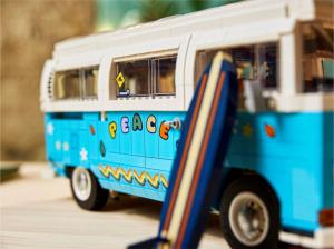 LEGO Creator Expert Mikrobus kempingowy Volkswagen T2 (10279) 6