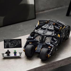 LEGO DC Batman Batmobil Tumbler (76240) 6