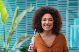 Szczoteczka Philips Szczoteczka soniczna Sonicare DiamondClean 9000 HX9914/55 Biała 4