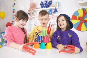 Figurka Hasbro Littles Pet Shop C1158 Domek apartamentowiec zwierzaków+2 figurki+akcesoria 3