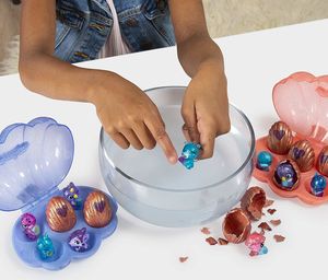 Figurka Spin Master Hatchimals jajeczka w kształcie muszelek 6-pak muszelka 8