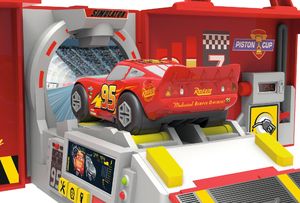 Smoby Cars Auta 3 Rozkładana Ciężarówka Maniek z Zygzakiem 5