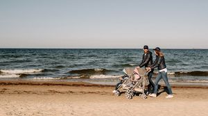 Wózek Lionelo spacerowy Irma black/dark grey 5