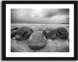 Feeby Obraz w ramie czarnej, Kamienie na morskiej plaży 1 100x70 1