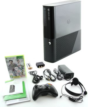 Microsoft Xbox 360 E 250GB + Fifa 14 (S2G-00097) 3