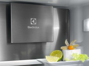 Lodówka Electrolux 178 cm. wbudowany szaldytuvas su zamrażarka ENG8MD18S 3