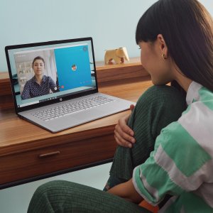 Laptop HP 17-cn3108ds / 17" / Intel N200 / 16GB / 384GB / Win 11 (AD7K1UA) 9