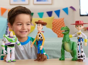 Figurka Mattel Toy Story 5 PlayScale Buzz Astral (JKV15) 5