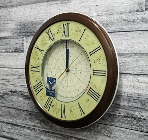 Seiko Zegar ścienny SEIKO QHA013B 33 cm znaki zodiaku podświetlany . 4