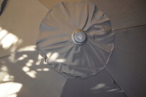 Songmics Parasol, Ø 270 cm, parasol ogrodowy, parasol targowy, ochrona UV do UPF 50+, parasol ogrodowy, ochrona przeciwsłoneczna, składany (GPU202G01 XXX) 2