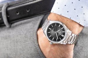 Zegarek Giewont Zegarek Męski Giewont Elegance Sapphire Srebrno Czarny GW5160-B2 4