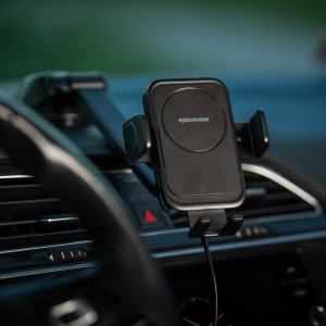 spacecase na telefon samochodowy na szybę deskę SPACECASE AutoLock z ładowarką indukcyjną QI 15W Czarny 6