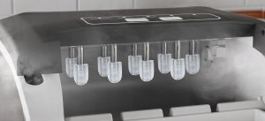 Kostkarka do lodu LTC 110W 1.3L/15kg/24h LCD/AGREGAT 4
