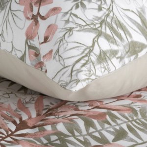 Eurofirany Pościel bawełniana FREESIA 220x200 + 2x70x80 w kwiaty pudrowy róż 8