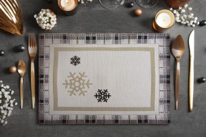 Eurofirany Podkładka pod talerz gobelinowa 35x45 cm świąteczna w śnieżynki 4