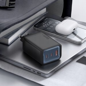 Ładowarka Mcdodo Gana Mini GaN 2x USB-C 1x USB-A 100W Biała (CH-0120) 4